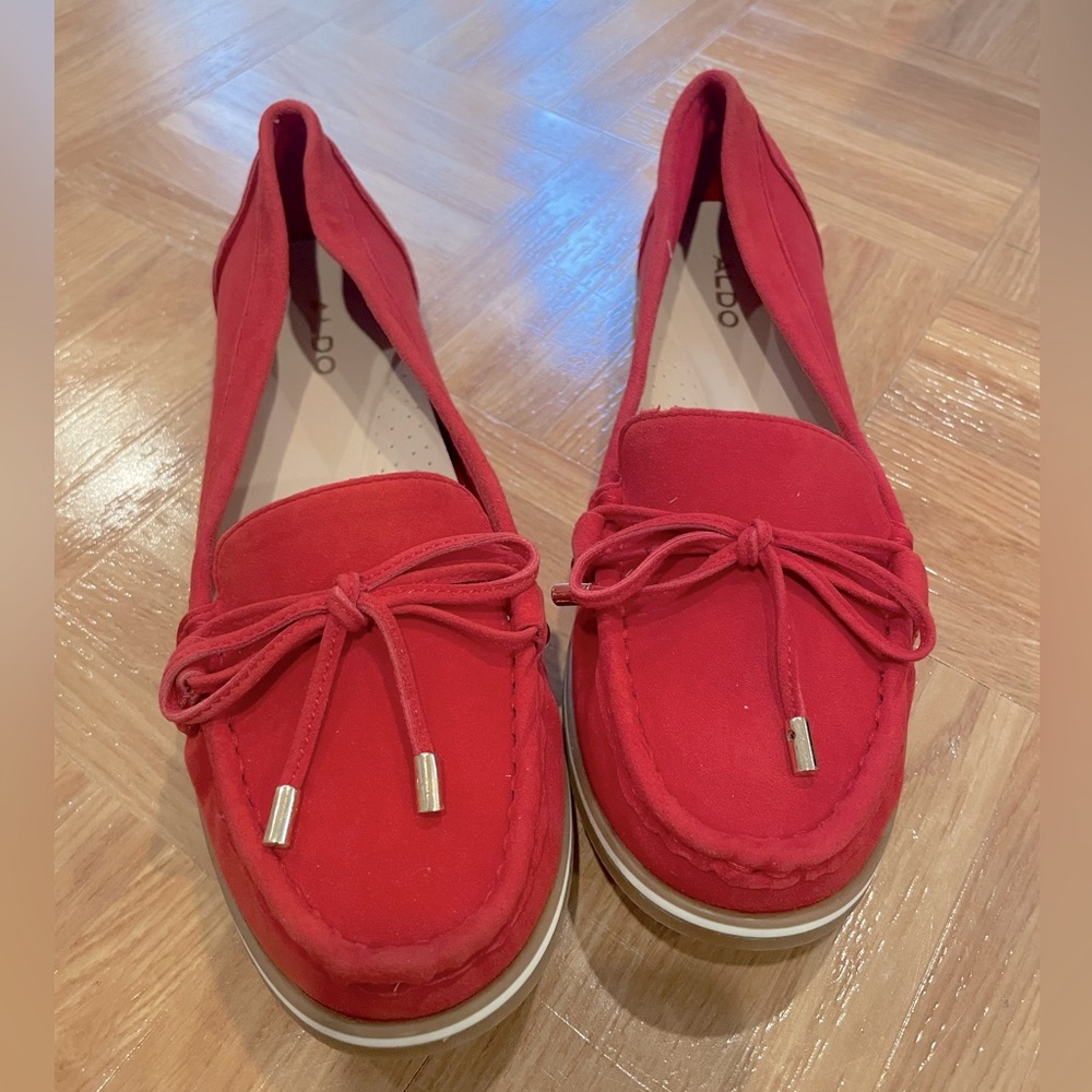 What a lovely casual shoes!